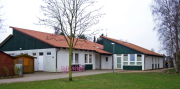 weißes Gebäude von außen